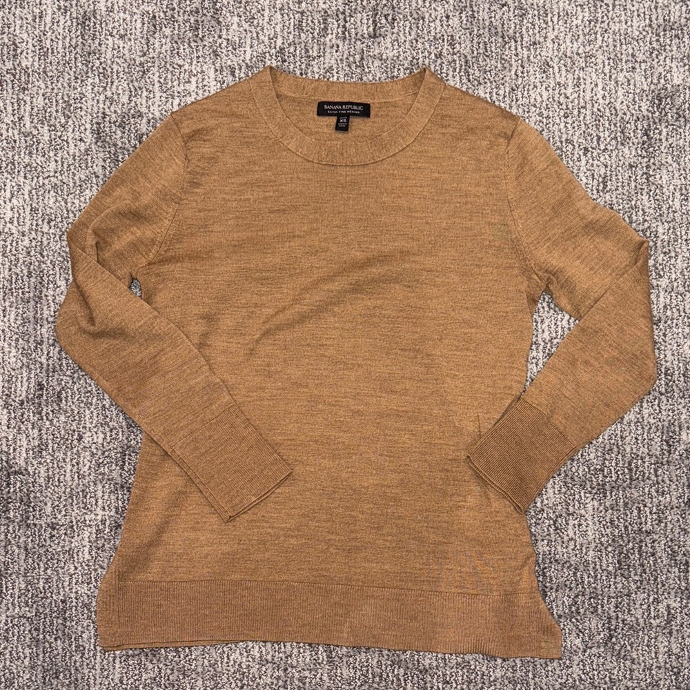 Banana Republic Women's Camel Crew Neck Sweater